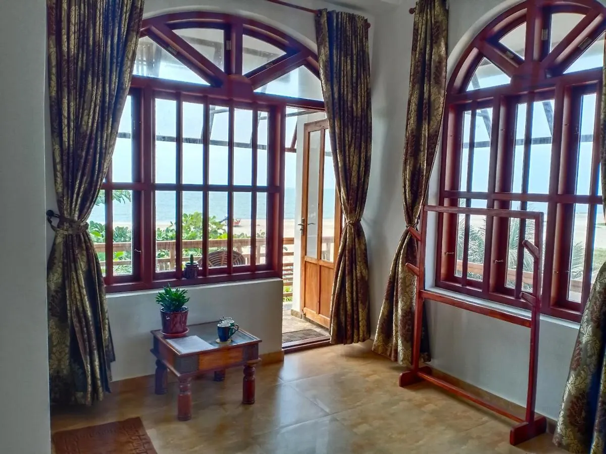 Neela Waters - Beach Homestay Alappuzha India