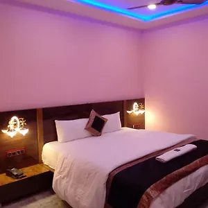 https://namaste-benares-varanasi.hotels-varanasi.com