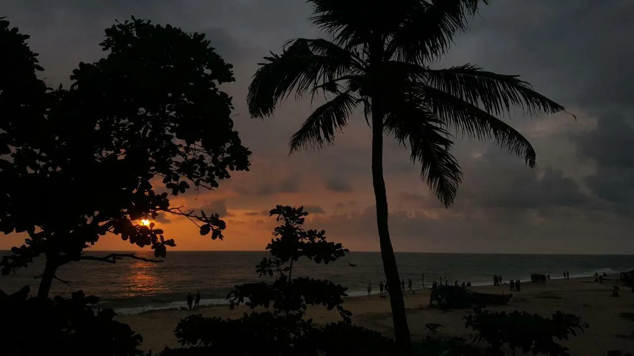 Neela Waters - Beach Home Alappuzha 0*,